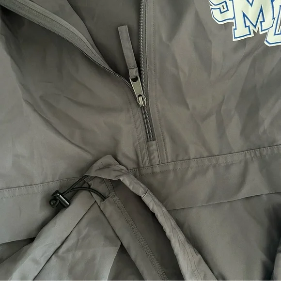 Champion waterproof windbreaker, SMC , size S - Picture 6 of 6